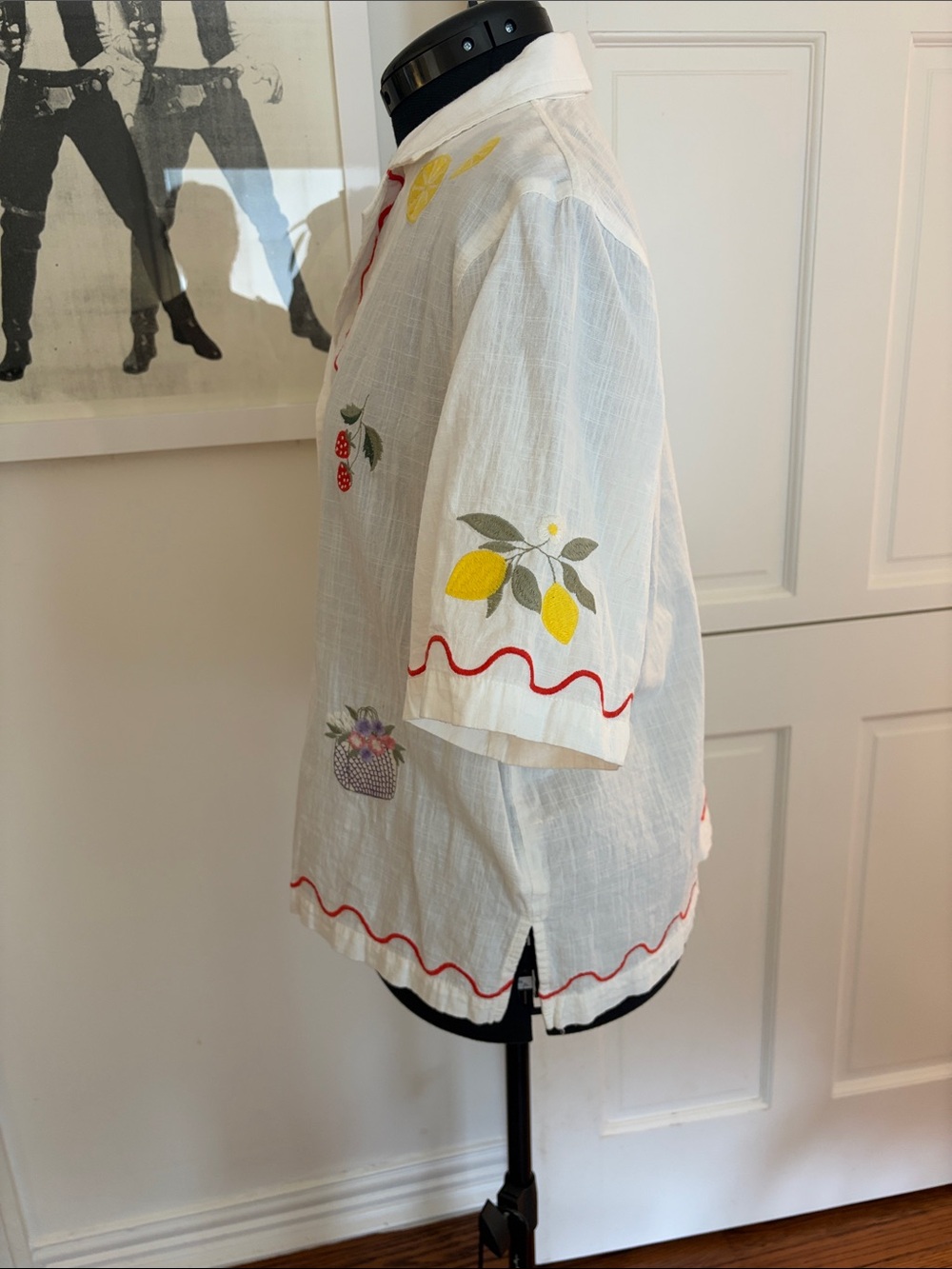 White Embroidered Short-Sleeve Button Front Blouse with Red Trim - Picture 6 of 9